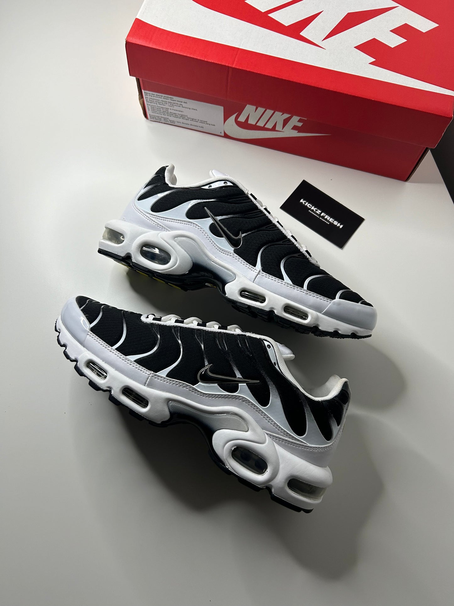 NIKE AIR MAX PLUS TN KILLER WHALE
