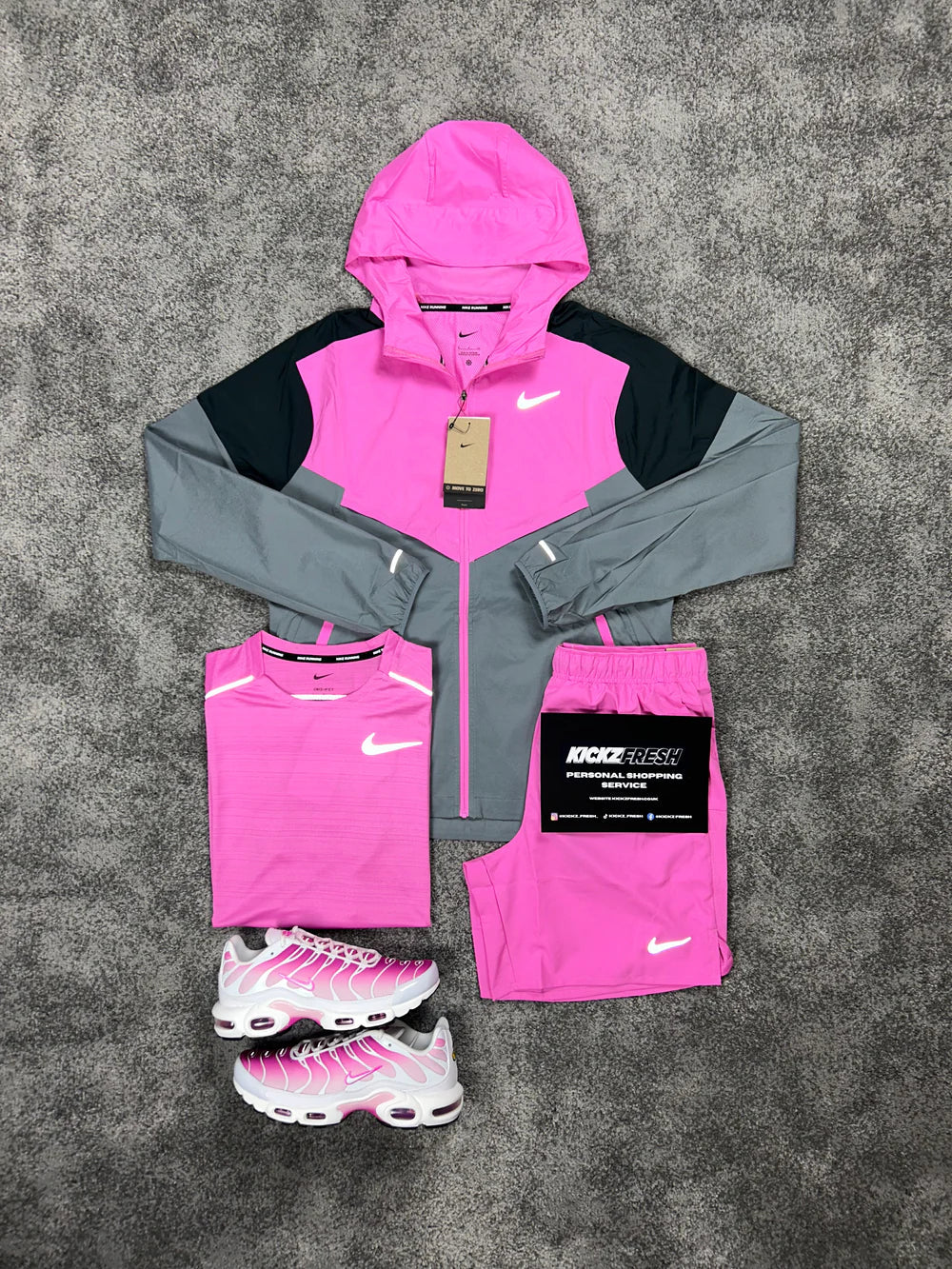 NIKE WINDRUNNER 3-TEILIGES HERRENSET „HYPER SCHWARZ ROSA“