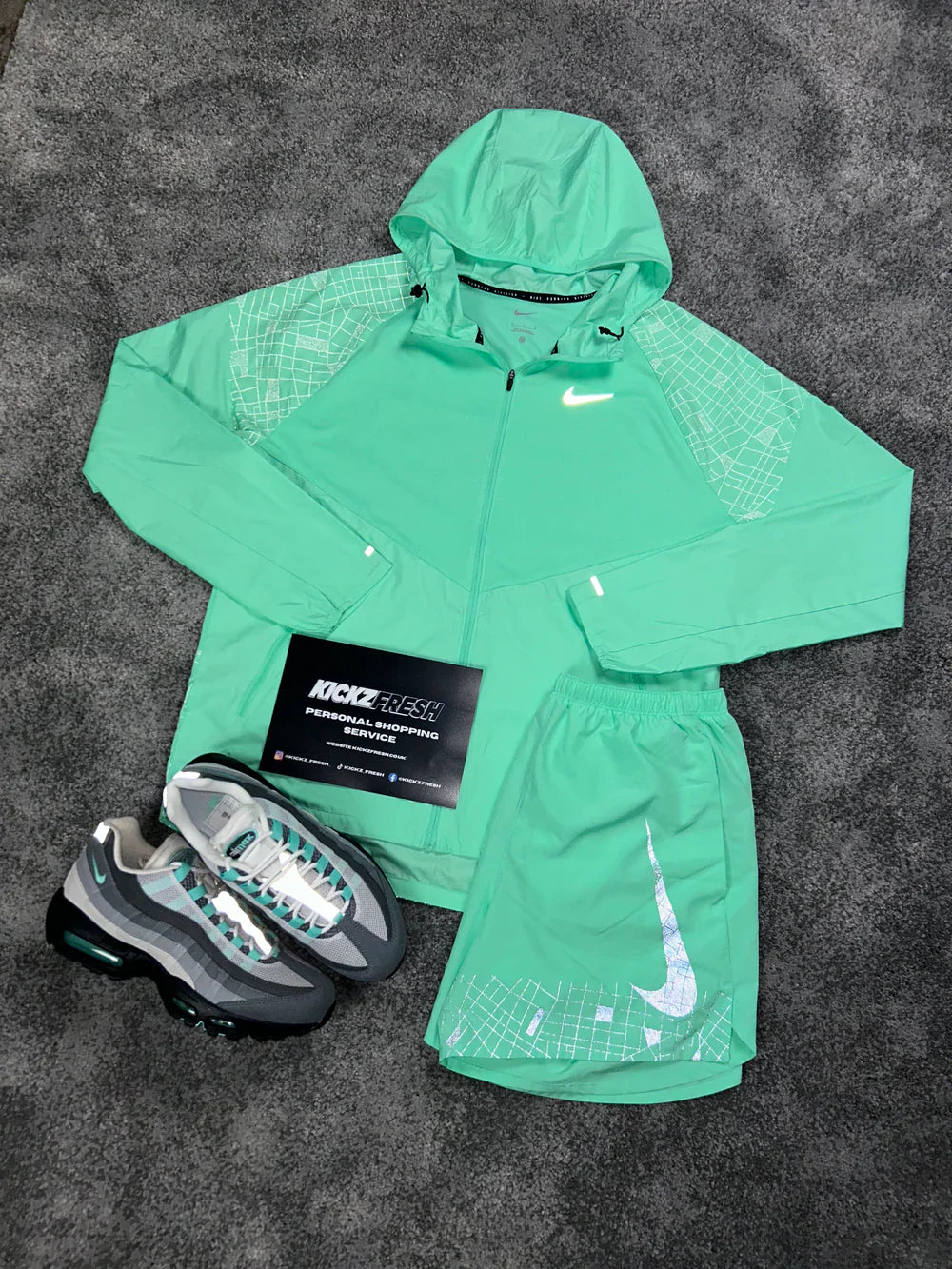 NIKE WINDRUNNER-SET MINTGRÜN DIVISION FÜR HERREN