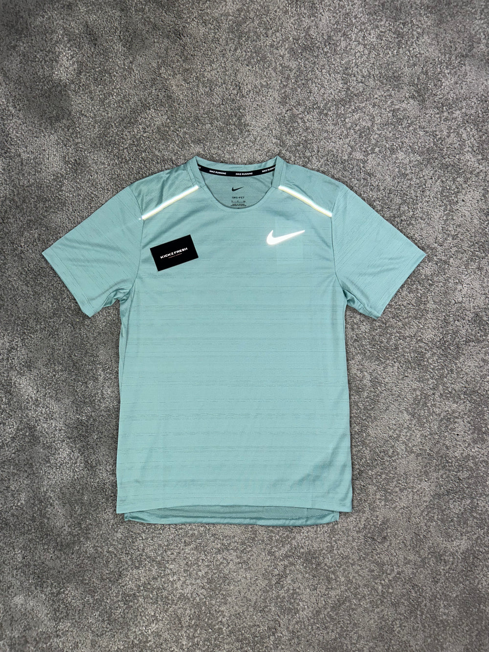 NIKE MILER T-SHIRT „MINERAL“