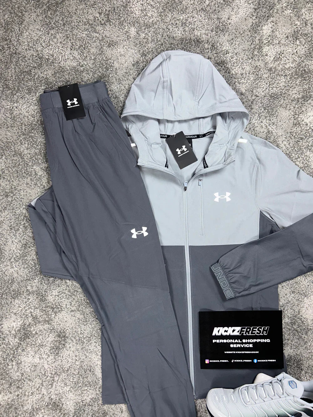 UNDER ARMOUR HYBRID BIKOLOR TRAININGANZUG GRAU
