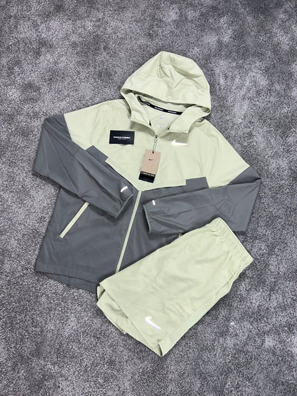 NIKE REPEL WINDRUNNER-SET OLIVGRÜN FÜR HERREN