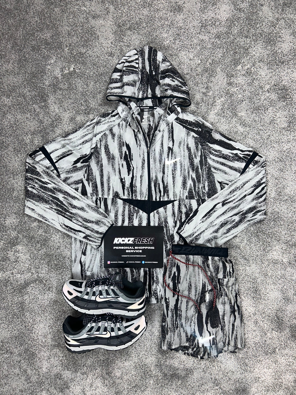 NIKE WINDRUNNER-SET ZEBRAMUSTER FÜR HERREN