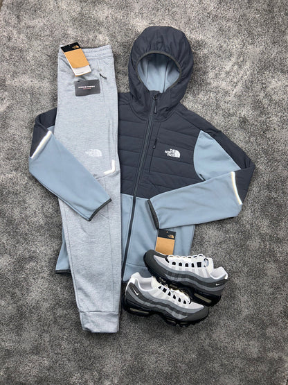 NORTH FACE MITTELEGI HYBRID TRAININGANZUG