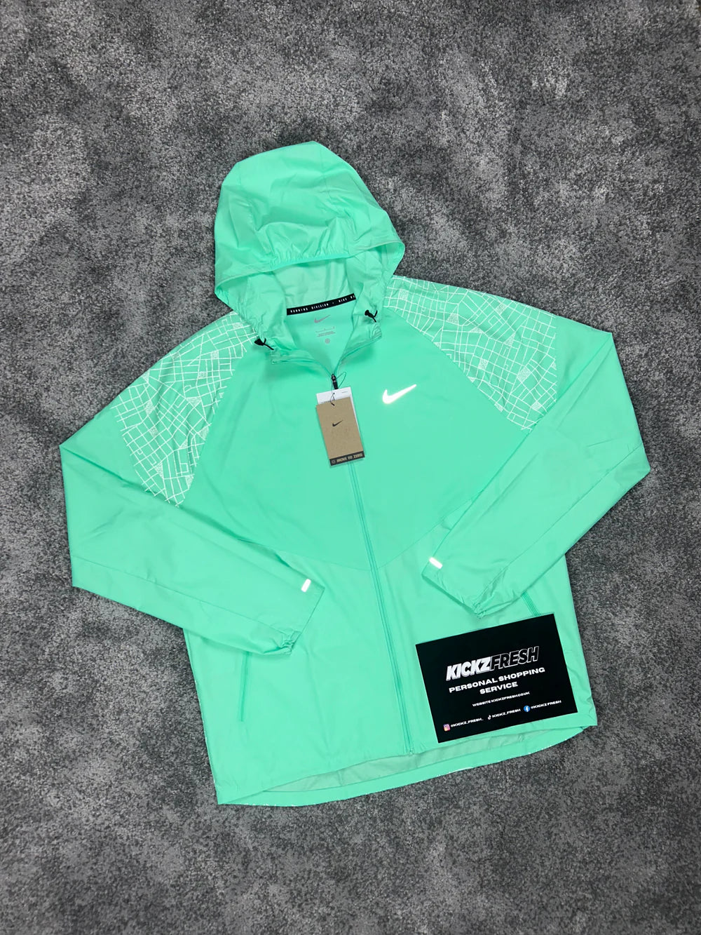 NIKE WINDRUNNER JACKE „OG MINTGRÜN“