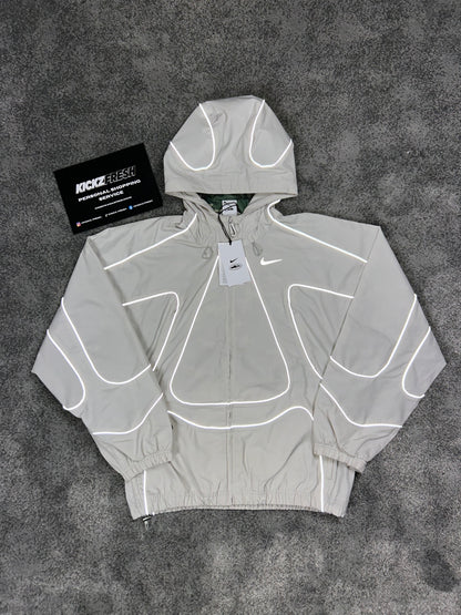 CORTEIZ RTW X NIKE NRG REFLEKTIERENDE JACKE CREMEWEISS