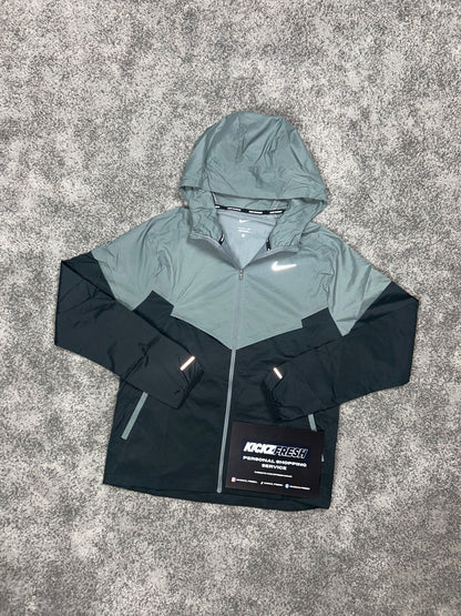 NIKE WINDRUNNER JACKE „RAUCHGRAU“