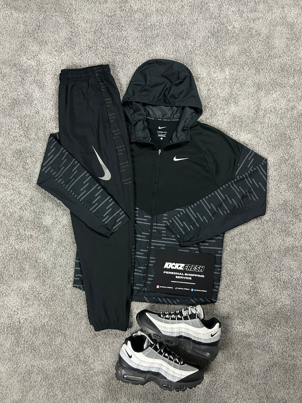 NIKE WINDRUNNER TRAININGANZUG REFLEKTIERENDES SCHWARZ DIVISION