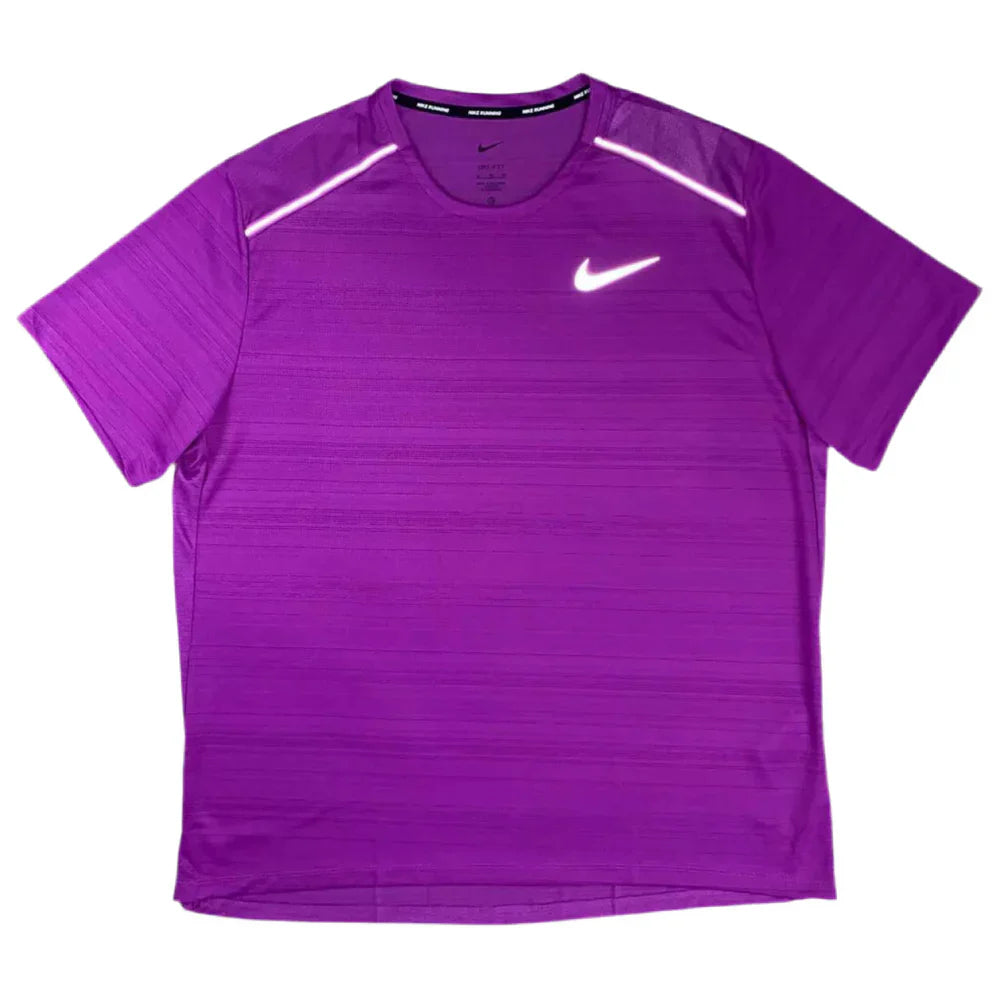NIKE MILER 1.0 T-SHIRT „OG TRAUBE“