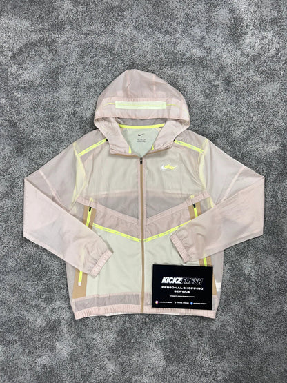 NIKE WILDRUN WINDRUNNER JACKE „BEIGE LIMETTENGRÜN“