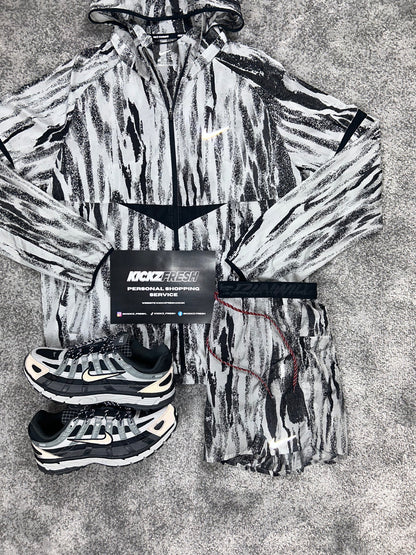 NIKE WINDRUNNER-SET ZEBRAMUSTER FÜR HERREN