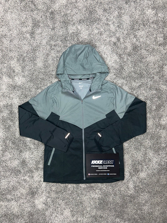 NIKE WINDRUNNER JACKE „RAUCHGRAU“