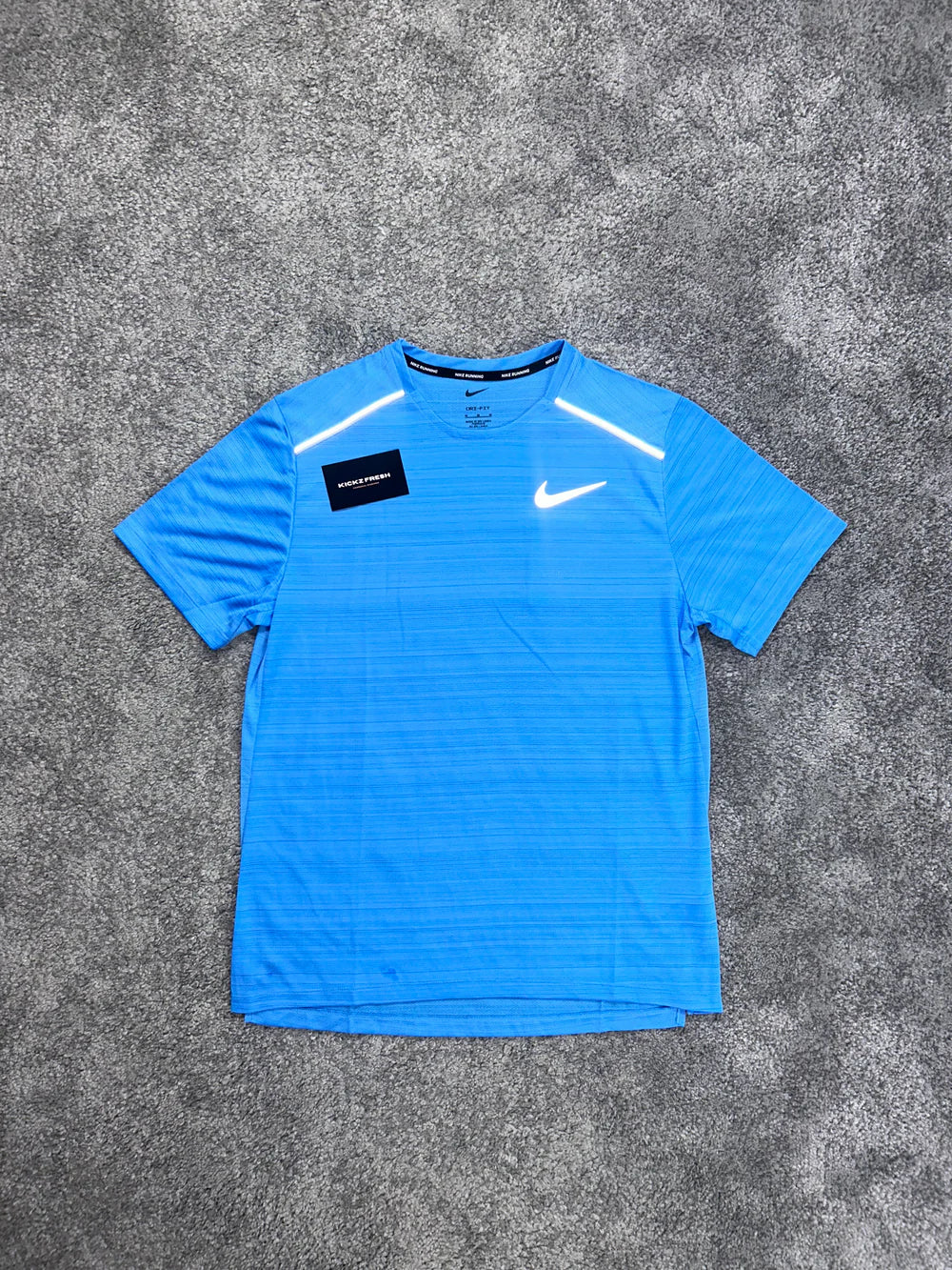 NIKE MILER T-SHIRT „OG BALTISCHBLAU“