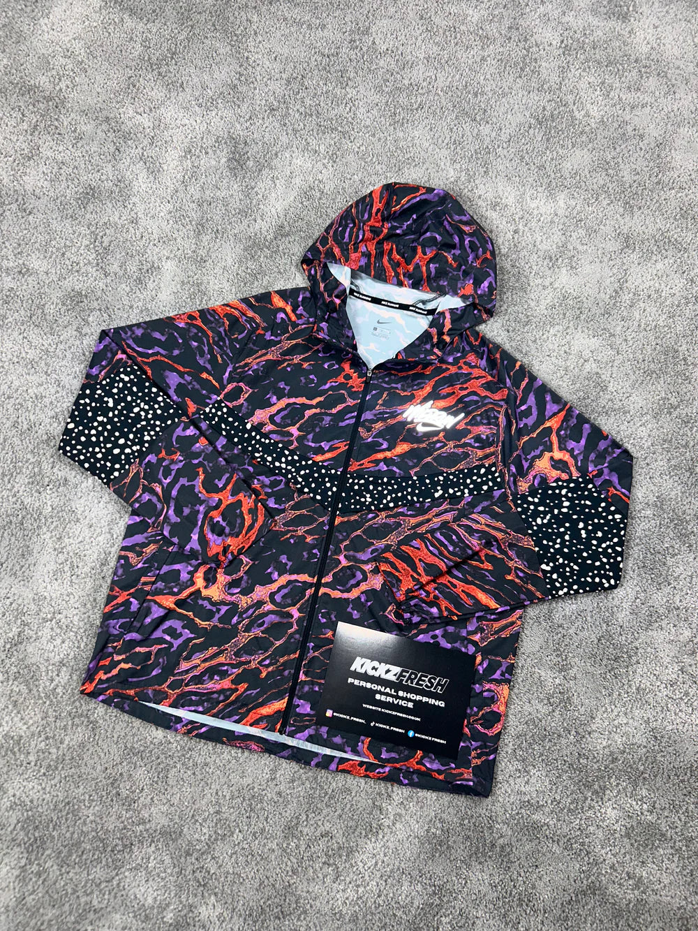 NIKE WINDRUNNER WILDRUN GALAXIE VIOLETT SCHWARZ