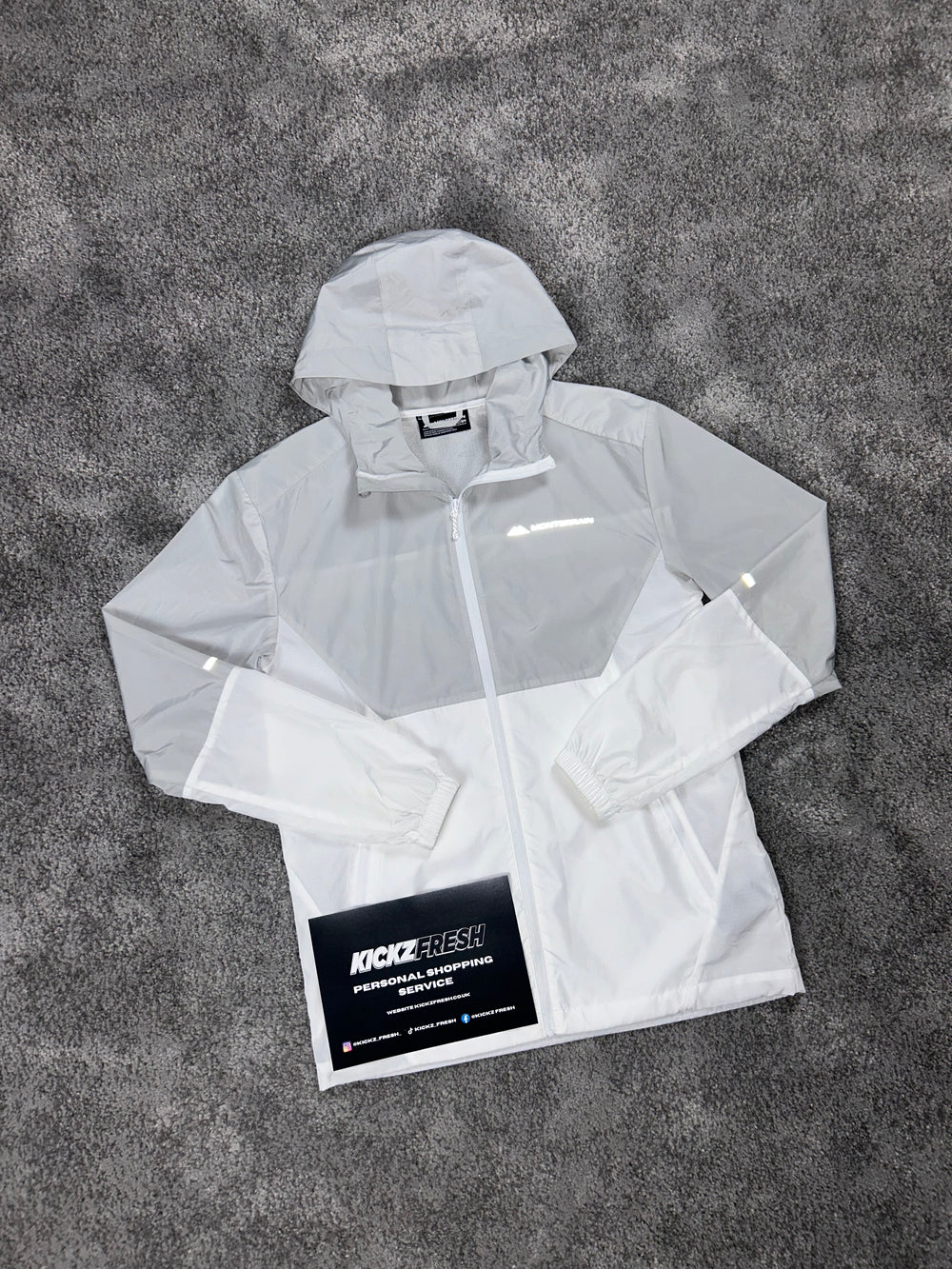 MONTERRAIN WINDRUNNER ASCENT JACKE „GRAU-WEISS“