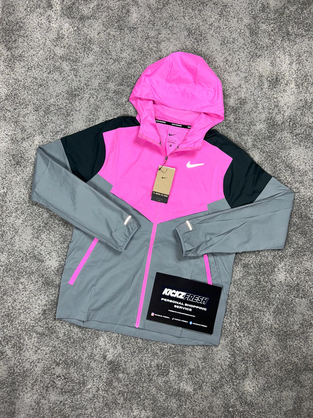 NIKE WINDRUNNER JACKE „HYPER SCHWARZ ROSA“